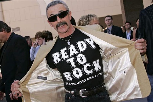 Will Aaron Tippin Lead the Week’s Most Popular Country Videos?