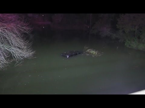 Man chooses to remain anonymous after rescuing mother, infant after crash into Houston-area bayou