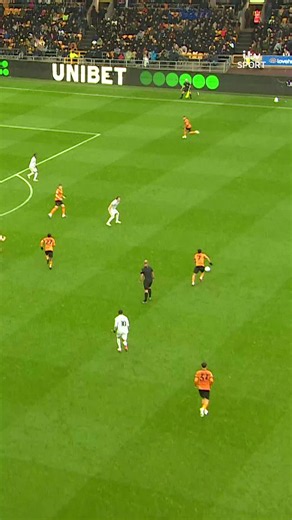 Wolves moved up to fourth in the Championship table, following their 1-0 win vs Watford 📈Will they return to the Premier League next season? 🤔 https://t.co/qYDU6yiTNP