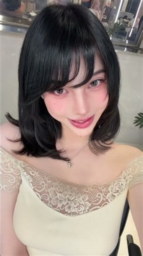 Pretty Face, Dark Vibes 🖤🦋 Cute & Classy Girl Aesthetic 🎀🖤 Midnight Beauty | Aesthetic Profile