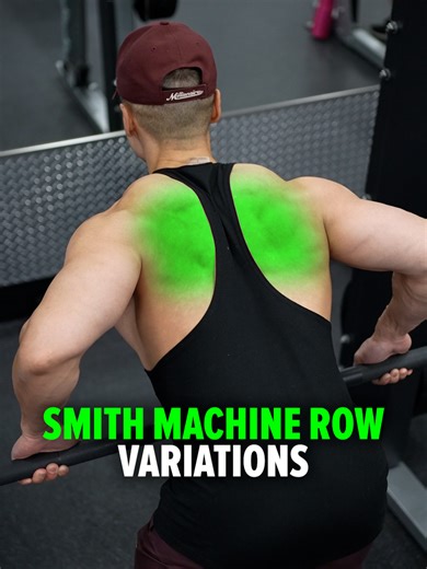 Size & Shred Training program 👉🏻 deltabolic.com (lihk in bio) Smith Machine Row: Grip Widths & Muscles Worked Narrow underhand grip – places more emphasis on the lats Medium overhand grip – targets the mid-back (rhomboids & middle traps) Wide overhand grip – shifts more emphasis to the upper back (upper traps & rear delts)