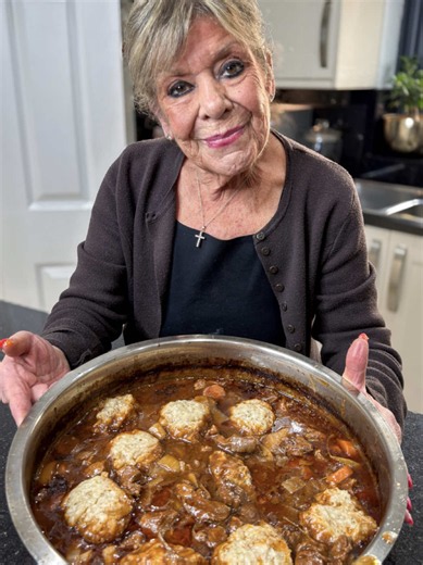 Beef & Guinness Stew Recipe — Slow-Cooked Comfort Dinner