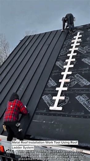 Metal Roof Installation Work Tool Using Roof Ladder System #worktool