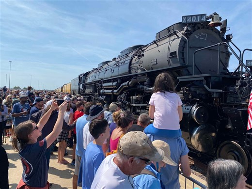 Big Boy 4014 to make whistle stop in Rochelle as part of historic tour