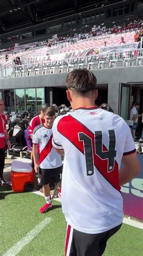 ÍDOLO DEMAIS! 🔟 #shorts