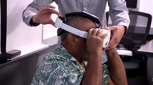 How virtual reality is helping seniors travel the world, experience new things