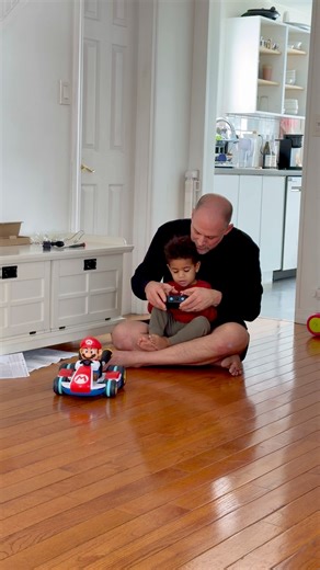 Ocean and daddy doing their thing. Ocean opens his gift! | A Life Less Scripted