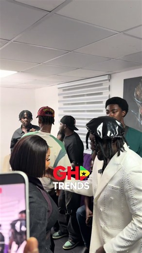 LIVE | Ghanaian Rap Sensation @AMERADO (King David II)🕷️ and Award Winning Actress and Celebrated TV personality @Her Excellency Nana A McBrown shared a beautiful moment backstage during the Onua Show Time. #ghana_trends01 #ghanatrendslive