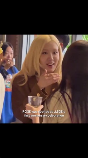 ROSÉ was spotted at LLEGE’s first anniversary celebration 🎉 #ROSÉ #BLACKPINK #ROSIE