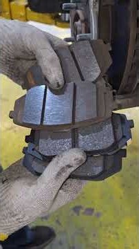 Hyundai sonata front brake service install new brake pads #automobile #mechanic #carmaintenance