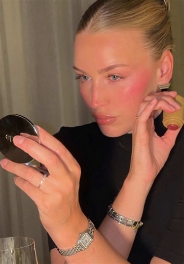 Rhode Pocket Blush review: Is the Pocket Blush Date Cake worth it?