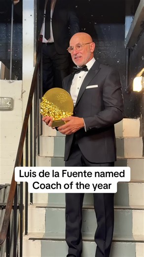 Luis de la Fuente named Coach of the year | Football Coach