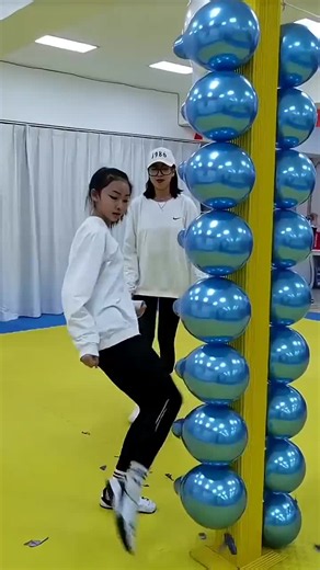 Smart Robot in Public: AI Robot Looks Like Human