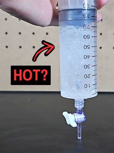 Is this boiling water hot? Perhaps to some people's surprise, no, it's not! #science #interesting #learnontiktok