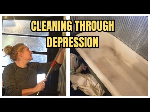 Bathroom Deep Clean Motivation | Cleaning Through Depression & Anxiety (Day 1)