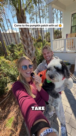Hunter’s Pumpkin With Cheeks — Funny Pumpkin Patch Vlog