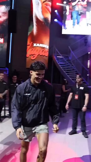 ISLAND ENERGY 🇵🇷 @Xander.Zayas & @AbassBaraou kick off @toprank fight week at the Open Workouts. #ZayasBaraou | SAT JAN 31 | Event start 5:30PM ET | Main Event approx. 10PM ET | Available live in the U.S. on the Top Rank Classics channel on Roku, Tubi, & Vizio. To watch ⤵️ 💻 Mobile or desktop, you can visit trboxing.co/TopRankClassics. 📺 Check the availability of FAST channel apps on your smart TV and look for the Top Rank Classics channel. | Supreme Boxing