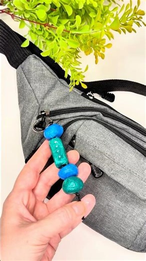 Easy Clay Keychain Handmade Kids Art DIY #dariamakes #diy #clay