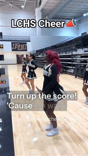 🏀📣🖤💛 TURN UP THE SCORE #cheer #cheerleading #highschoolbasketball #shorts