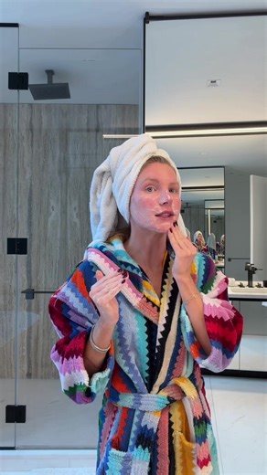 Do you guys prefer morning routines or full days in the life? Btw you need to try out the new @Summer Fridays pink dew cleanser, it’s incredible and added into my daily routine! Available at @sephora #ad🧼