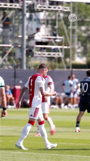 First Ajax goal for Caio Henrique! 🇧🇷