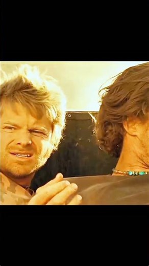 एक सिक्के ने बचाई जान 🤯 #shortsfeed #explainmovie #moviereview #viral #shorts