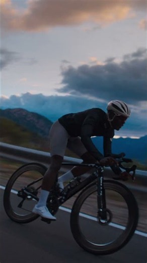 The New Edge 1060 Is Our First Cycling Computer That Listens To You