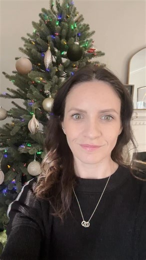 Happy Holidays from around the world 🌍 [Video description: Accenture employees from around the world share holiday greetings in their local language.] | Accenture