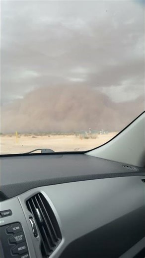 Massive Haboob Dust Storm Rolls over Arizona Highway