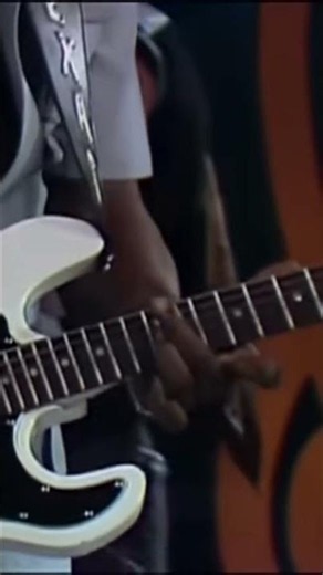 Stevie Ray Vaughan and Johnny Copeland with "Tin Pan Alley"
