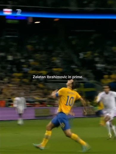 Zalatan Ibrahimovic in prime 🔥 #football #shorts