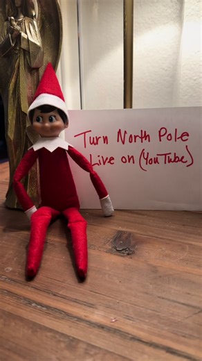 When the elf from the North Pole gives instructions… you listen 👀🎄 North Pole Live = activated ✨ ‌ #elfontheshelf #elfontheshelfideas #christmas2025 #northpole #santaiscoming