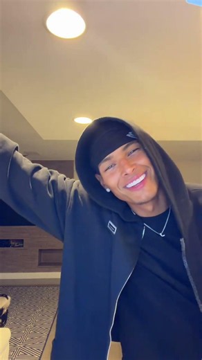 Jason Recreated Marlon’s Viral Fridge Video😭