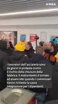 Operai ex Ilva occupano l'aeroporto di Genova #ansa