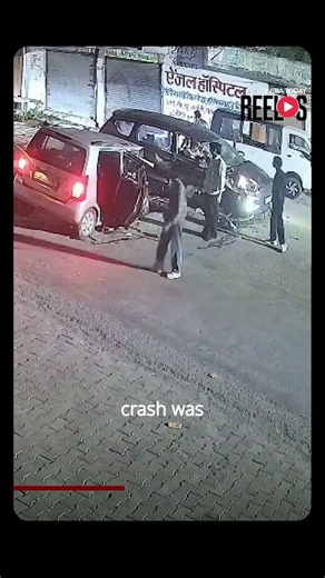Uttarakhand: Head-On Collision Between Two Cars Caught On CCTV In Jaspur #uttarakhand