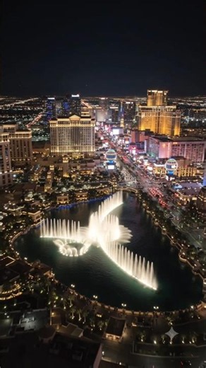 Las Vegas at Night 🇺🇸✨ The City That Never Sleeps! #Shorts #vegasculture #vegasloop