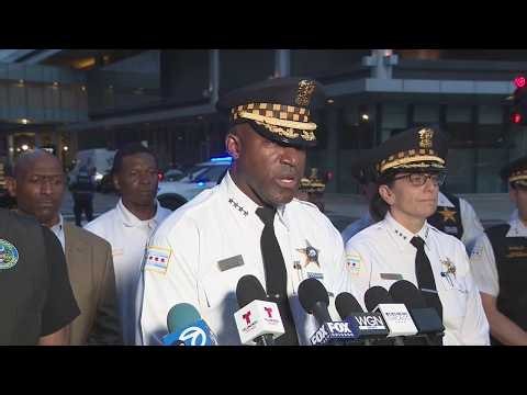 Chicago police give update on shooting that left 2 officers, suspect hospitalized