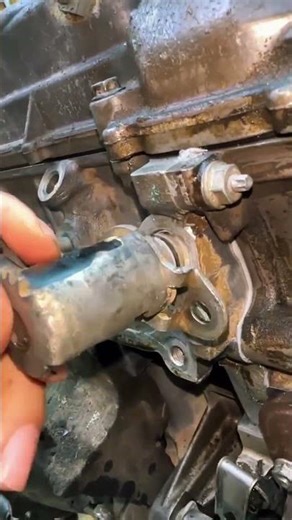 VVT Solenoid Removal Made Easy! Quick Fix for Engine Issues