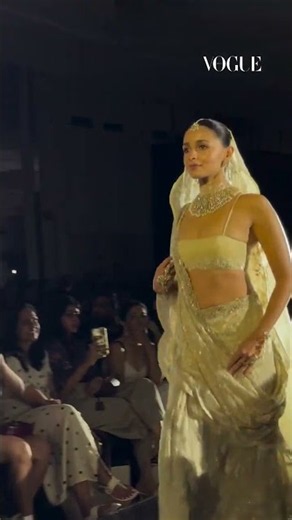 Alia Bhatt walks for Manish Malhotra