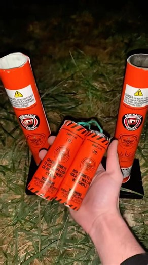 Fireworks / Dominator Pro Level - Mortar Can Shells With Tails (Experiment) #shorts #fireworks