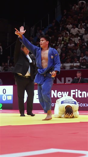 All the world's a stage, and all the men and women merely judo players! 🥋🎭
