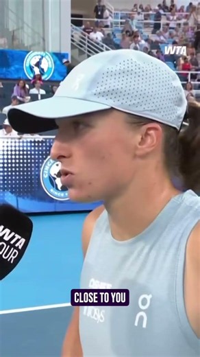 Get well soon Elena ❤️‍🩹 Iga Swiatek is into the semifinals after Rybakina is forced to retire. #WTA