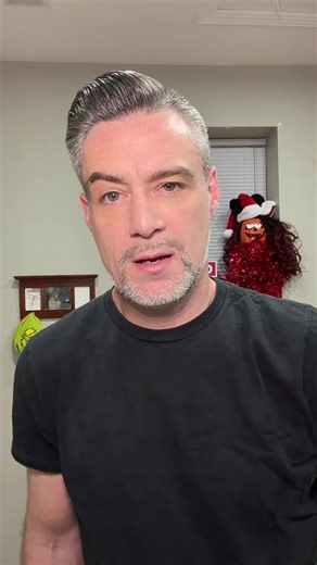 How many times did I blink in this video?#noblinkteam#fleekylitblast #tistheseason #beekeeper #nostalgia