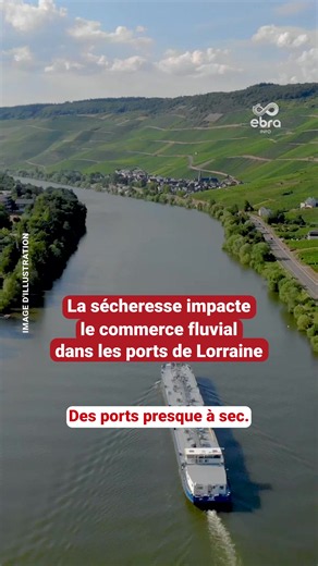 Le très bas niveau d'eau empêche une partie des bateaux de marchandise de circuler, ce qui impacte directement le commerce fluvial. C'est notamment le cas dans les ports de Lorraine. #sécheresse #commerce #fleuve #lorraine #sinformersurtiktok