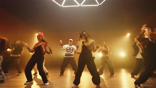 This is how we do it at Crunch! Come Feel More with us, an enjoy our latest spot! #CrunchFeelMore | Crunch Fitness