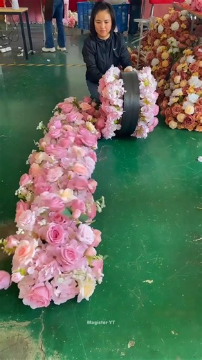 How One Panel Creates a Beautiful Flower Backdrop