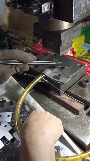 PRECISION STAMPING! How metal hinge parts are made! 🔩😱#tech #engineering #industrial #manufacturing