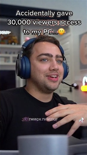 Mizkif accidentally lets viewers control his Computer 😳