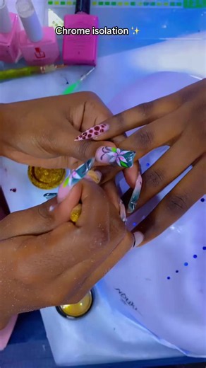 Chrome Nails: Chrome Isolation Technique for Salon-Perfect Shine