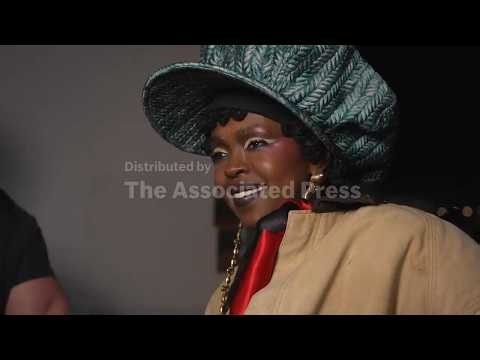 Ms Lauryn Hill and Wyclef Jean perform all of 'The Score,' as Hill's Diaspora Calling! festival make